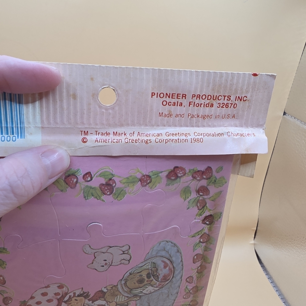 Vintage 1980 Strawberry Shortcake Party Puzzles Pack of 6 General Mills - Picture 3 of 3